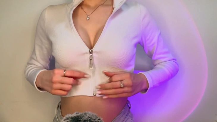 高颜值俄罗斯毛妹助眠，特有的舔耳真的绝了！27