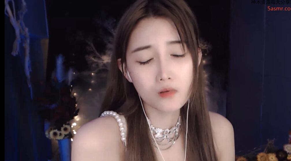 虎牙小太阳贼大ASMR福利 表情到位！