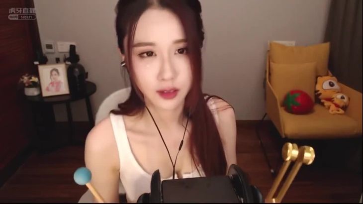 ASMR-Sleep-Aid-Sound-Therapy-Tapping