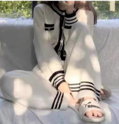 林暮色ASMR枕边女友系列20首：B站人气声优助眠耳语合集[20V,320kbps,5GB]