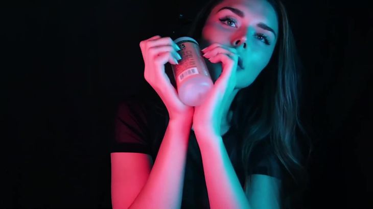 ASMR-Tingly-Tapping-Triggers