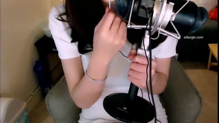 [斗鱼贝拉]最新私人火箭定制订制ASMR 圣诞快乐！