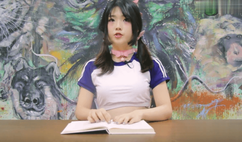 可爱小美女体验跳蛋阅读 自备卫生纸